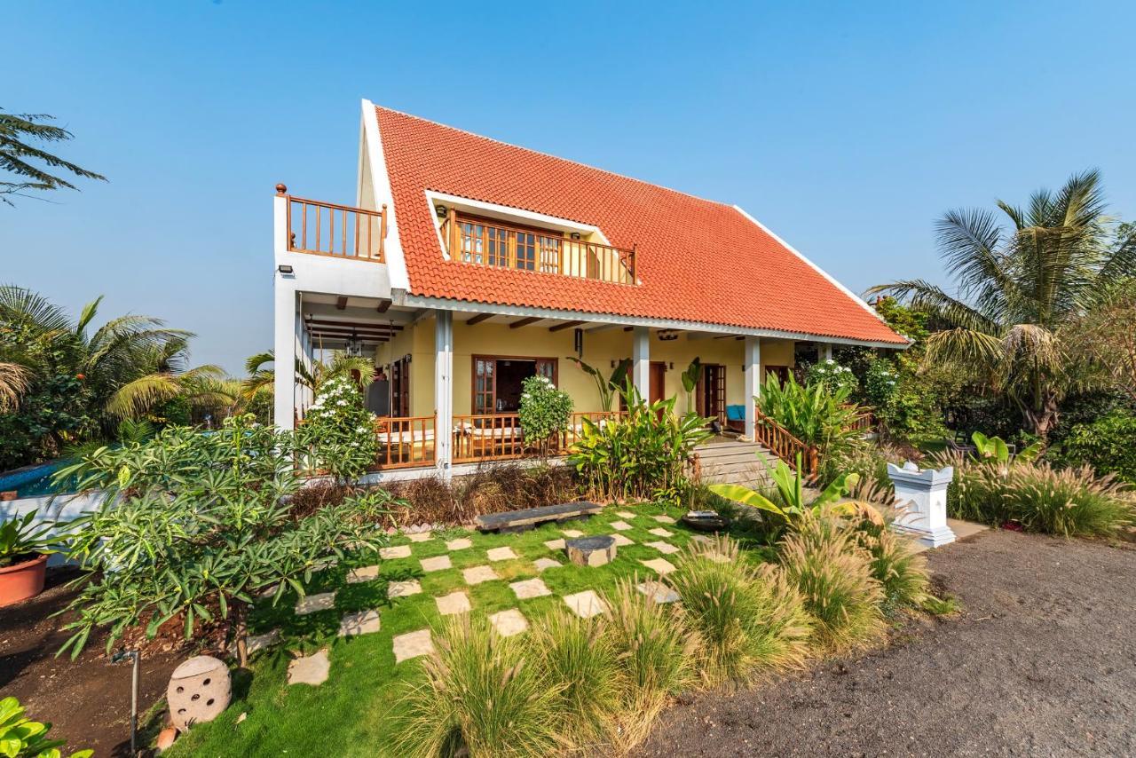 Saffronstays Happy Fields, Pune - Luxury Farmstay With Farm To Table Food Экстерьер фото