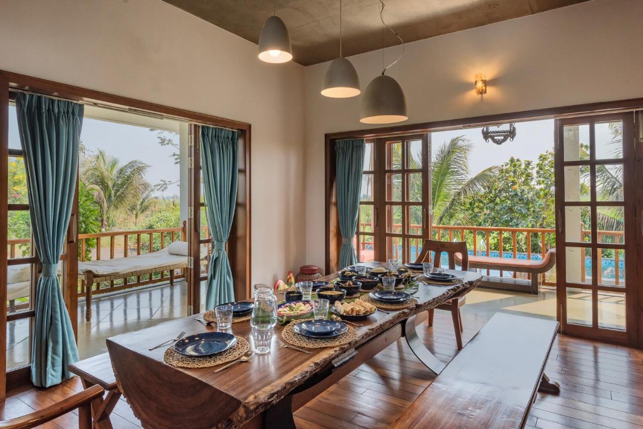 Saffronstays Happy Fields, Pune - Luxury Farmstay With Farm To Table Food Экстерьер фото