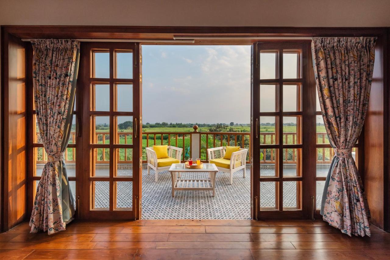 Saffronstays Happy Fields, Pune - Luxury Farmstay With Farm To Table Food Экстерьер фото